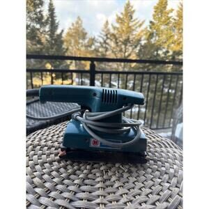 Makita 9035N 115V Corded Finishing Sander Double Insulation, TESTED Works